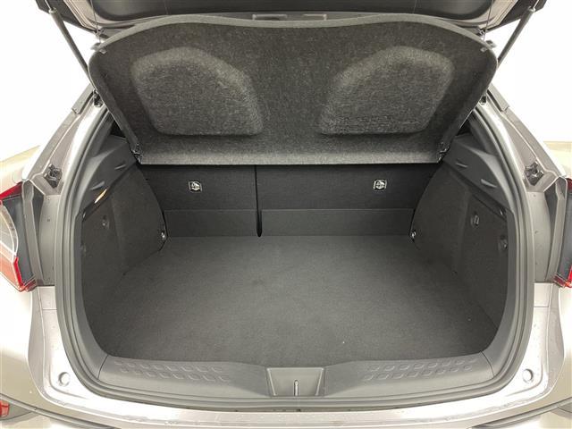 C-HR S LEDパッケージ TRDエアロ 純正9インチナビ バックカメラ ビルトインETC セーフティセンス レーダークルーズコントロール 純正アルミホイール スマートキー オートハイビーム LEDヘッドライト 地デジフルセグ(28枚目)