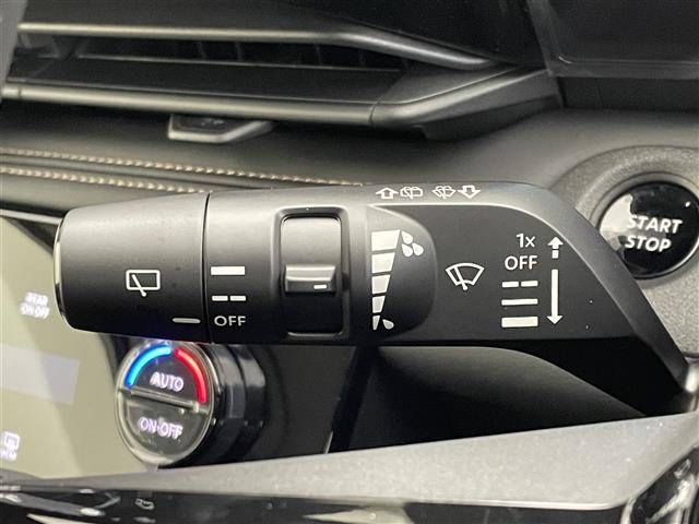 セレナ e-パワー ハイウェイスターV 登録済未使用車 プロパイロット 12.3インチディスプレイオーディオ アラウンドビュー BSI ビルトインETC2.0 前後ドラレコ レーダークルーズ インテリジェントルームミラー ワイヤレス充電(8枚目)