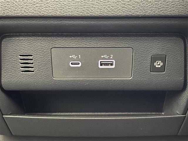 セレナ e-パワー ハイウェイスターV 登録済未使用車 プロパイロット 12.3インチディスプレイオーディオ アラウンドビュー BSI ビルトインETC2.0 前後ドラレコ レーダークルーズ インテリジェントルームミラー ワイヤレス充電(16枚目)