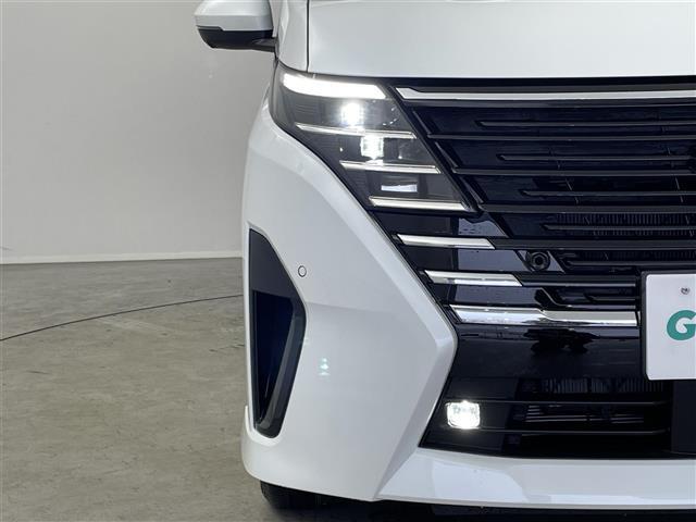 セレナ e-パワー ハイウェイスターV 登録済未使用車 プロパイロット 12.3インチディスプレイオーディオ アラウンドビュー BSI ビルトインETC2.0 前後ドラレコ レーダークルーズ インテリジェントルームミラー ワイヤレス充電(34枚目)