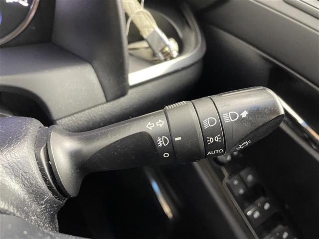 アルファードハイブリッド SR Cパッケージ 社外ディスプレイオーディオ フリップダウンモニター 黒レザー バックカメラ ビルトインETC 前後ドラレコ セーフティセンス レーダークルーズ メモリシート シートヒーター AC100V LEDライト(12枚目)