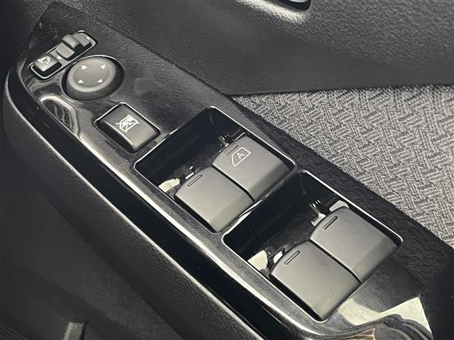 eKクロス G プレミアム マイパイロット 純正9インチディスプレイオーディオ マルチアラウンドモニター レーダークルーズコントロール デジタルインナーミラー シートヒーター ステアリングヒーター オートハイビーム LED TV(31枚目)