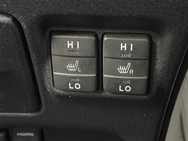 ヴォクシー ハイブリッドＺＳ　煌ＩＩ　モデリスタエアロ　純正１０インチナビ　フリップダウンモニター　バックカメラ　セーフティセンス　クルーズコントロール　ドライブレコーダービルトインＥＴＣ２．０　シートヒーター　オートライト　ＬＥＤ　ＴＶ（9枚目）