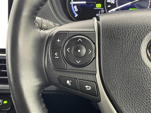 ヴォクシー ハイブリッドＺＳ　煌ＩＩ　モデリスタエアロ　純正１０インチナビ　フリップダウンモニター　バックカメラ　セーフティセンス　クルーズコントロール　ドライブレコーダービルトインＥＴＣ２．０　シートヒーター　オートライト　ＬＥＤ　ＴＶ（13枚目）