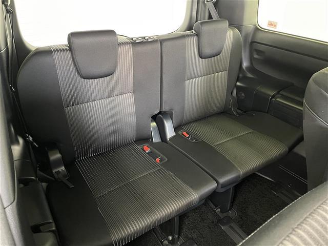 ヴォクシー ハイブリッドＺＳ　煌ＩＩ　モデリスタエアロ　純正１０インチナビ　フリップダウンモニター　バックカメラ　セーフティセンス　クルーズコントロール　ドライブレコーダービルトインＥＴＣ２．０　シートヒーター　オートライト　ＬＥＤ　ＴＶ（22枚目）