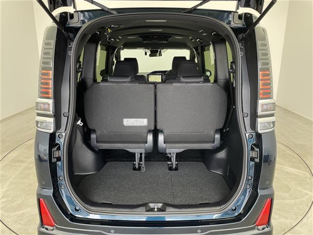 ヴォクシー ハイブリッドＺＳ　煌ＩＩ　モデリスタエアロ　純正１０インチナビ　フリップダウンモニター　バックカメラ　セーフティセンス　クルーズコントロール　ドライブレコーダービルトインＥＴＣ２．０　シートヒーター　オートライト　ＬＥＤ　ＴＶ（23枚目）