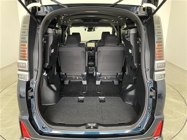 ヴォクシー ハイブリッドＺＳ　煌ＩＩ　モデリスタエアロ　純正１０インチナビ　フリップダウンモニター　バックカメラ　セーフティセンス　クルーズコントロール　ドライブレコーダービルトインＥＴＣ２．０　シートヒーター　オートライト　ＬＥＤ　ＴＶ（24枚目）