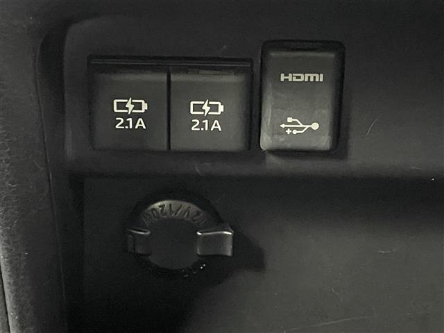 ヴォクシー ハイブリッドＺＳ　煌ＩＩ　モデリスタエアロ　純正１０インチナビ　フリップダウンモニター　バックカメラ　セーフティセンス　クルーズコントロール　ドライブレコーダービルトインＥＴＣ２．０　シートヒーター　オートライト　ＬＥＤ　ＴＶ（29枚目）