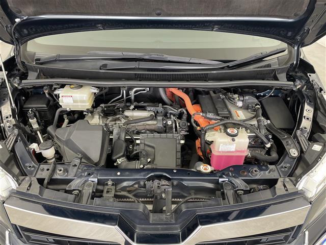 ヴォクシー ハイブリッドＺＳ　煌ＩＩ　モデリスタエアロ　純正１０インチナビ　フリップダウンモニター　バックカメラ　セーフティセンス　クルーズコントロール　ドライブレコーダービルトインＥＴＣ２．０　シートヒーター　オートライト　ＬＥＤ　ＴＶ（33枚目）