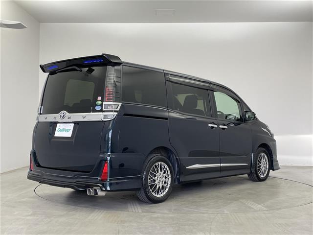 ヴォクシー ハイブリッドＺＳ　煌ＩＩ　モデリスタエアロ　純正１０インチナビ　フリップダウンモニター　バックカメラ　セーフティセンス　クルーズコントロール　ドライブレコーダービルトインＥＴＣ２．０　シートヒーター　オートライト　ＬＥＤ　ＴＶ（42枚目）