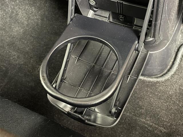 アクア G 純正ナビ バックカメラ 衝突軽減ブレーキ ETC シートヒーター 社外アルミホイール 純正フロアマット スマートキー ステアリングスイッチ プッシュスタート スマートキー オートライト 地デジフルセグ(22枚目)