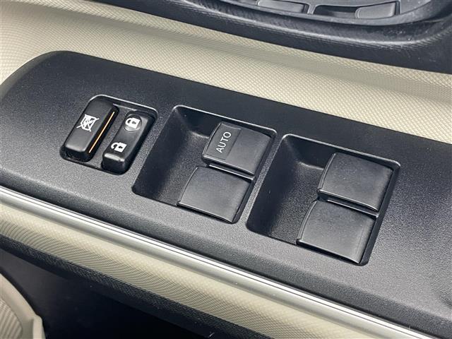 アクア G 純正ナビ バックカメラ 衝突軽減ブレーキ ETC シートヒーター 社外アルミホイール 純正フロアマット スマートキー ステアリングスイッチ プッシュスタート スマートキー オートライト 地デジフルセグ(31枚目)