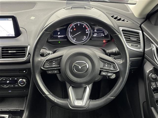 アクセラスポーツ １５ＸＤ　プロアクティブ　純正ナビ　３６０度ビューモニター　ＢＳＭ　ＨＵＤ　ビルトインＥＴＣ２．０　シティブレーキサポート　レーダークルーズ　メモリシート　シートヒーター　ステアリングヒーター　純正アルミホイール　オートライト（9枚目）