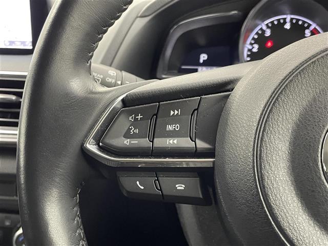 アクセラスポーツ １５ＸＤ　プロアクティブ　純正ナビ　３６０度ビューモニター　ＢＳＭ　ＨＵＤ　ビルトインＥＴＣ２．０　シティブレーキサポート　レーダークルーズ　メモリシート　シートヒーター　ステアリングヒーター　純正アルミホイール　オートライト（13枚目）