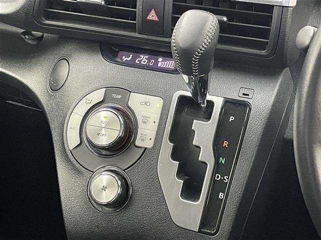 シエンタ ファンベースＧ　純正ナビ　パノラミックビューモニター　ビルトインＥＴＣ　ドライブレコーダー　セーフティセンス　両側パワースライドドア　ステアリングスイッチ　スマートキー　オートハイビーム　ＬＥＤヘッドライト　地デジ（23枚目）
