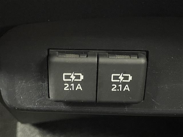 シエンタ ファンベースＧ　純正ナビ　パノラミックビューモニター　ビルトインＥＴＣ　ドライブレコーダー　セーフティセンス　両側パワースライドドア　ステアリングスイッチ　スマートキー　オートハイビーム　ＬＥＤヘッドライト　地デジ（27枚目）