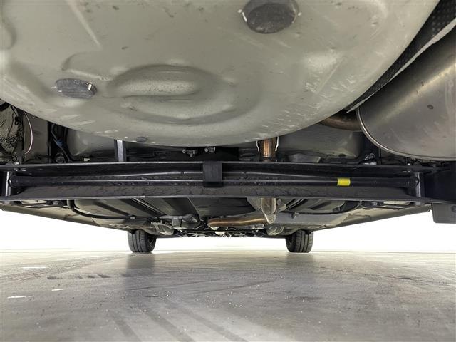 シエンタ ファンベースＧ　純正ナビ　パノラミックビューモニター　ビルトインＥＴＣ　ドライブレコーダー　セーフティセンス　両側パワースライドドア　ステアリングスイッチ　スマートキー　オートハイビーム　ＬＥＤヘッドライト　地デジ（35枚目）