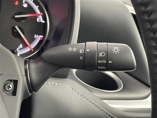 ノア Ｓ－Ｚ　純正１０．５インチディスプレイオーディオ　フリップダウンモニター　バックカメラ　ＢＳＭ　ＤＶＤ再生　三眼ＬＥＤ　セーフティセンス　ビルトインＥＴＣ２．０　前後ドラレコ　ＨＤＭＩ　シートヒーター　地デジ（16枚目）