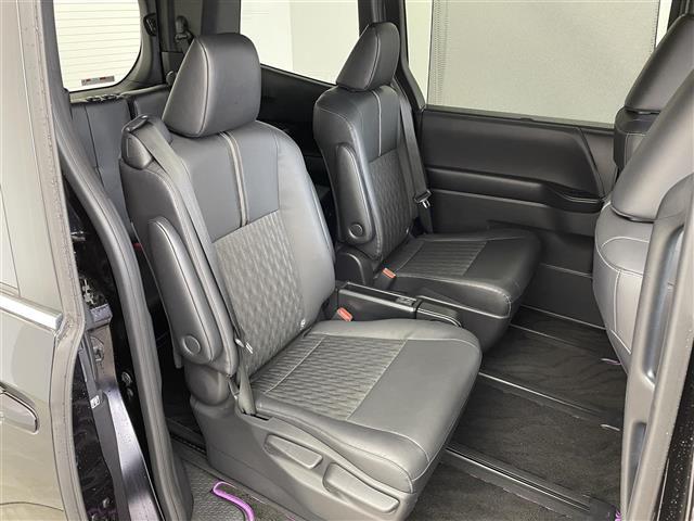 ノア Ｓ－Ｚ　純正１０．５インチディスプレイオーディオ　フリップダウンモニター　バックカメラ　ＢＳＭ　ＤＶＤ再生　三眼ＬＥＤ　セーフティセンス　ビルトインＥＴＣ２．０　前後ドラレコ　ＨＤＭＩ　シートヒーター　地デジ（22枚目）