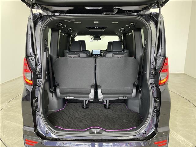 ノア Ｓ－Ｚ　純正１０．５インチディスプレイオーディオ　フリップダウンモニター　バックカメラ　ＢＳＭ　ＤＶＤ再生　三眼ＬＥＤ　セーフティセンス　ビルトインＥＴＣ２．０　前後ドラレコ　ＨＤＭＩ　シートヒーター　地デジ（24枚目）