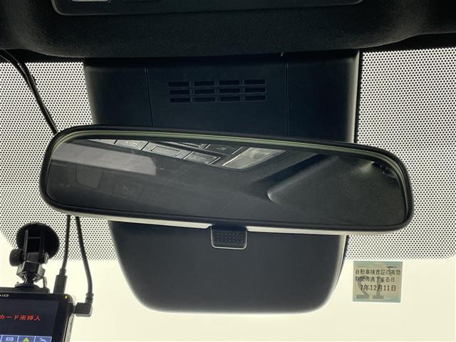 ノア Ｓ－Ｚ　純正１０．５インチディスプレイオーディオ　フリップダウンモニター　バックカメラ　ＢＳＭ　ＤＶＤ再生　三眼ＬＥＤ　セーフティセンス　ビルトインＥＴＣ２．０　前後ドラレコ　ＨＤＭＩ　シートヒーター　地デジ（27枚目）