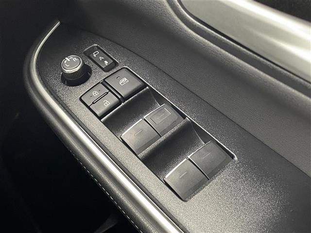 ノア Ｓ－Ｚ　純正１０．５インチディスプレイオーディオ　フリップダウンモニター　バックカメラ　ＢＳＭ　ＤＶＤ再生　三眼ＬＥＤ　セーフティセンス　ビルトインＥＴＣ２．０　前後ドラレコ　ＨＤＭＩ　シートヒーター　地デジ（31枚目）