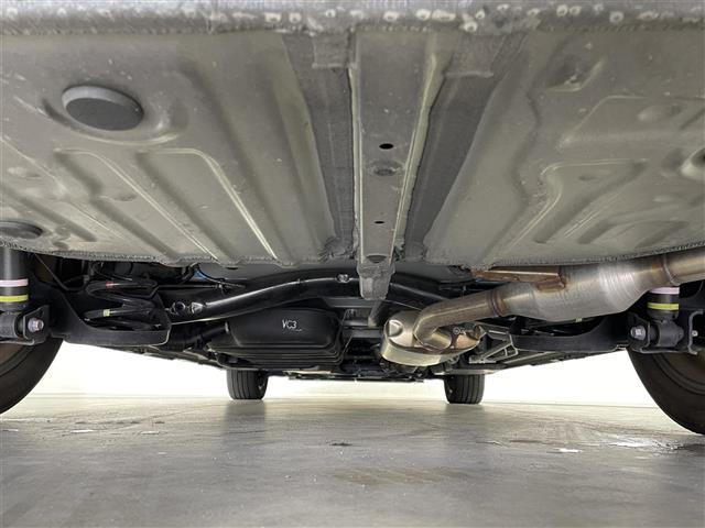 ノア Ｓ－Ｚ　純正１０．５インチディスプレイオーディオ　フリップダウンモニター　バックカメラ　ＢＳＭ　ＤＶＤ再生　三眼ＬＥＤ　セーフティセンス　ビルトインＥＴＣ２．０　前後ドラレコ　ＨＤＭＩ　シートヒーター　地デジ（35枚目）