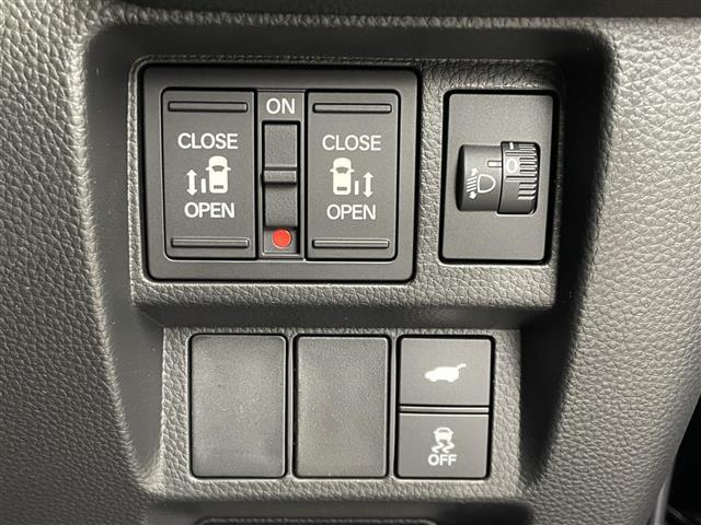 ステップワゴン e:HEVエアー EX 登録済未使用車 純正11.4インチナビ 純正15.6インチフリップダウンモニター バックカメラ BSM ホンダセンシング アダプティブクルーズコントロール シートヒーター HDMI オートライト TV(16枚目)