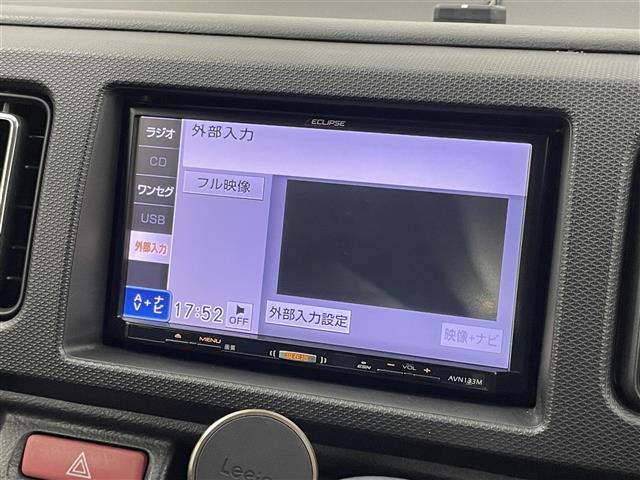 アルトワークス ベースグレード　社外ナビ　バックカメラ　ＥＴＣ　ＨＩＤライト　レーダーブレーキサポート　ＣＤ再生　ステアリングスイッチ　スマートキー　プッシュスタート　ＲＥＣＡＲＯシート　社外アルミ　フロアマット　オートライト（5枚目）
