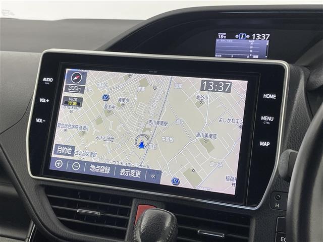 ノア Ｓｉ　ダブルバイビーＩＩ　純正１０インチナビ　バックカメラ　ビルトインＥＴＣ　前後ドライブレコーダー　セーフティセンス　クルーズコントロール　純正アルミホイール　スマートキー　オートハイビーム　ＬＥＤヘッドライト　地デジＴＶ（4枚目）