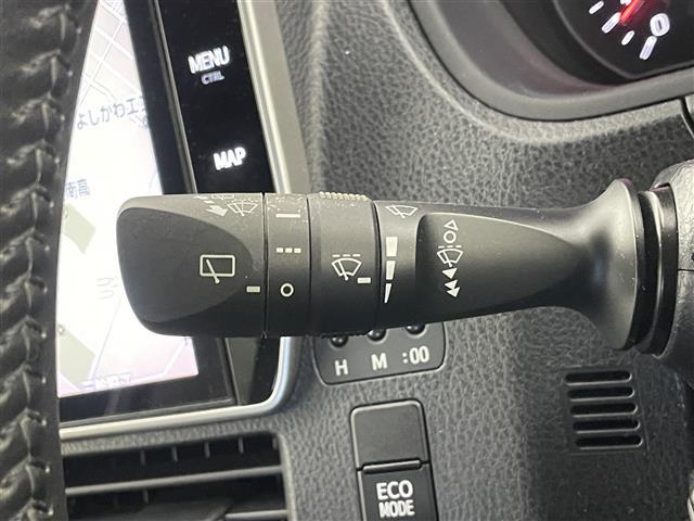 ノア Ｓｉ　ダブルバイビーＩＩ　純正１０インチナビ　バックカメラ　ビルトインＥＴＣ　前後ドライブレコーダー　セーフティセンス　クルーズコントロール　純正アルミホイール　スマートキー　オートハイビーム　ＬＥＤヘッドライト　地デジＴＶ（10枚目）