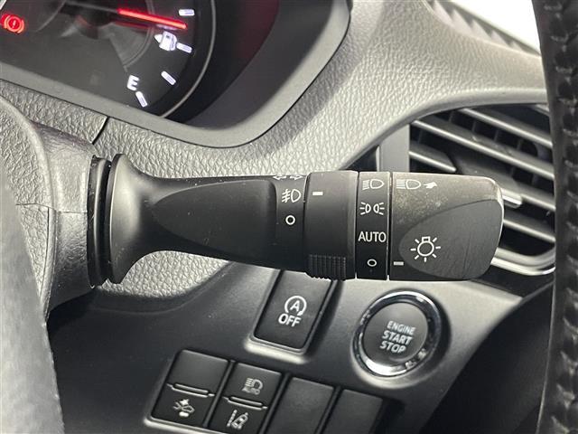 ノア Ｓｉ　ダブルバイビーＩＩ　純正１０インチナビ　バックカメラ　ビルトインＥＴＣ　前後ドライブレコーダー　セーフティセンス　クルーズコントロール　純正アルミホイール　スマートキー　オートハイビーム　ＬＥＤヘッドライト　地デジＴＶ（12枚目）