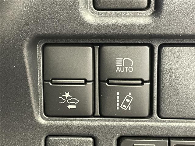 ノア Ｓｉ　ダブルバイビーＩＩ　純正１０インチナビ　バックカメラ　ビルトインＥＴＣ　前後ドライブレコーダー　セーフティセンス　クルーズコントロール　純正アルミホイール　スマートキー　オートハイビーム　ＬＥＤヘッドライト　地デジＴＶ（15枚目）