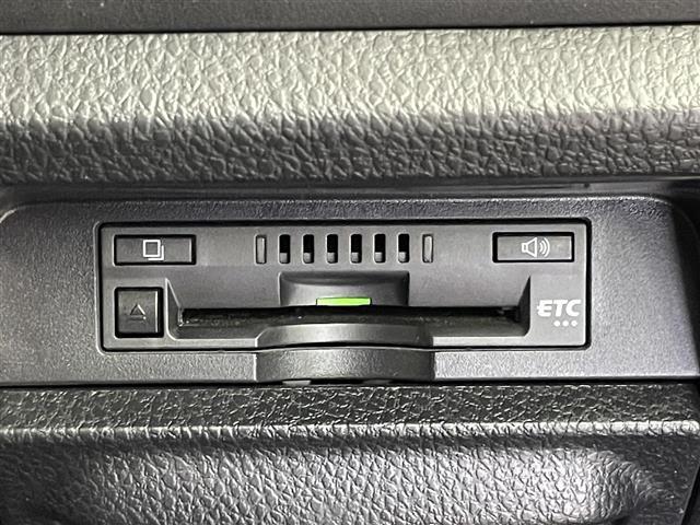 ノア Ｓｉ　ダブルバイビーＩＩ　純正１０インチナビ　バックカメラ　ビルトインＥＴＣ　前後ドライブレコーダー　セーフティセンス　クルーズコントロール　純正アルミホイール　スマートキー　オートハイビーム　ＬＥＤヘッドライト　地デジＴＶ（16枚目）