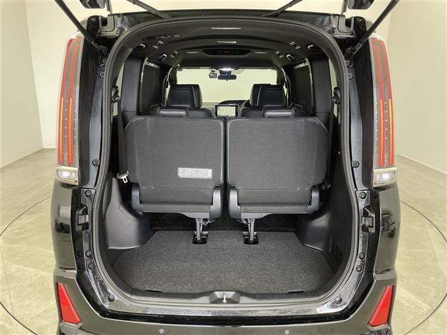 ノア Ｓｉ　ダブルバイビーＩＩ　純正１０インチナビ　バックカメラ　ビルトインＥＴＣ　前後ドライブレコーダー　セーフティセンス　クルーズコントロール　純正アルミホイール　スマートキー　オートハイビーム　ＬＥＤヘッドライト　地デジＴＶ（22枚目）