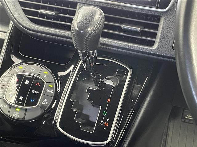 ノア Ｓｉ　ダブルバイビーＩＩ　純正１０インチナビ　バックカメラ　ビルトインＥＴＣ　前後ドライブレコーダー　セーフティセンス　クルーズコントロール　純正アルミホイール　スマートキー　オートハイビーム　ＬＥＤヘッドライト　地デジＴＶ（27枚目）