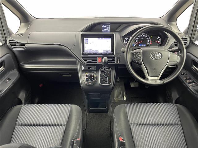 ヴォクシー ZS 純正10インチナビ フリップダウンモニター バックカメラ ビルトインETC 前後ドライブレコーダー セーフティセンス スマートキー 純正アルミホイール オートライト HIDライト 地デジフルセグ(2枚目)