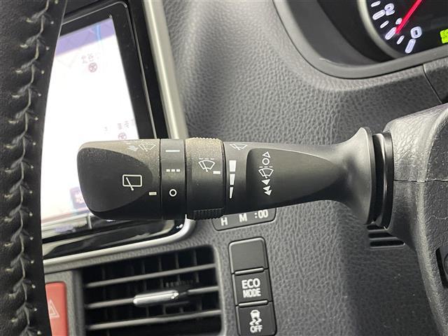 ヴォクシー ZS 純正10インチナビ フリップダウンモニター バックカメラ ビルトインETC 前後ドライブレコーダー セーフティセンス スマートキー 純正アルミホイール オートライト HIDライト 地デジフルセグ(11枚目)