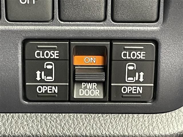 ヴォクシー ZS 純正10インチナビ フリップダウンモニター バックカメラ ビルトインETC 前後ドライブレコーダー セーフティセンス スマートキー 純正アルミホイール オートライト HIDライト 地デジフルセグ(17枚目)