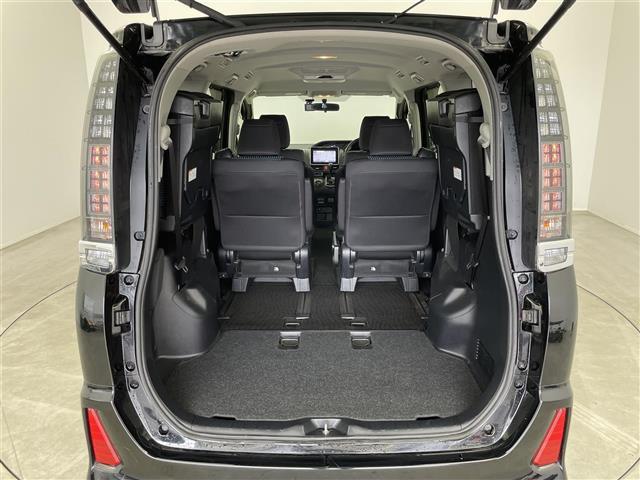 ヴォクシー ZS 純正10インチナビ フリップダウンモニター バックカメラ ビルトインETC 前後ドライブレコーダー セーフティセンス スマートキー 純正アルミホイール オートライト HIDライト 地デジフルセグ(24枚目)