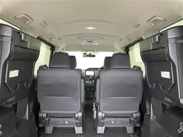 ヴォクシー ZS 純正10インチナビ フリップダウンモニター バックカメラ ビルトインETC 前後ドライブレコーダー セーフティセンス スマートキー 純正アルミホイール オートライト HIDライト 地デジフルセグ(25枚目)