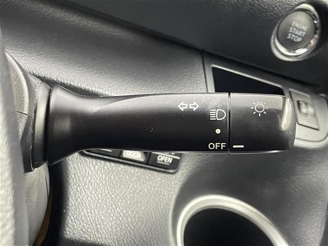 シエンタ G ALPINEナビ バックカメラ ビルトインETC 両側パワースライドドア ステアリングスイッチ ヘッドライトレベライザー スマートキー プッシュスタート オートライト LEDヘッドライト 地デジTV(11枚目)