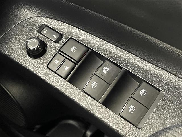 シエンタ G ALPINEナビ バックカメラ ビルトインETC 両側パワースライドドア ステアリングスイッチ ヘッドライトレベライザー スマートキー プッシュスタート オートライト LEDヘッドライト 地デジTV(31枚目)