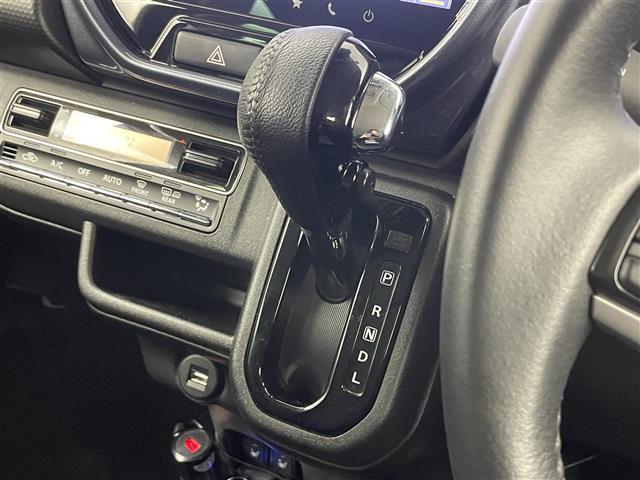 ハスラー Ｊスタイル　純正９インチナビ　全方位モニター　ビルトインＥＴＣ　セーフティサポート　ミラー型ドラレコ　シートヒーター　純正アルミホイール　スマートキー　プッシュスタート　オートライト　ＬＥＤヘッドライト　地デジ（19枚目）