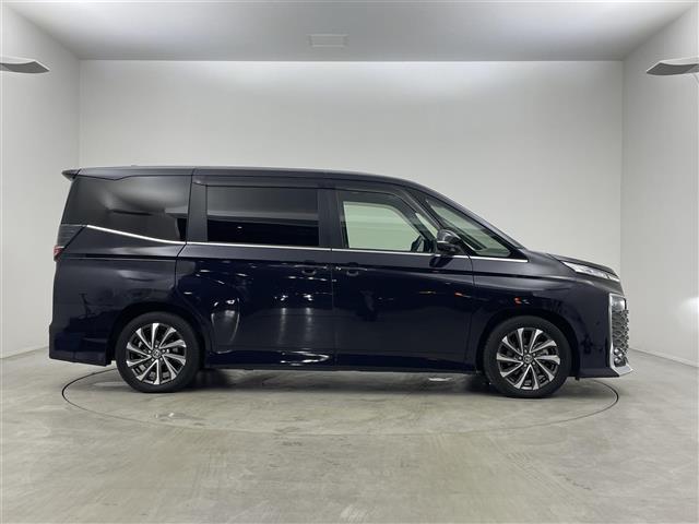 ヴォクシー S-Z 純正10.5インチナビ パノラミックビューモニター BSM DVD再生 ユニバーサルステップ ビルトインETC2.0 セーフティセンス レーダークルーズコントロール シートヒーター LEDライト TV(40枚目)