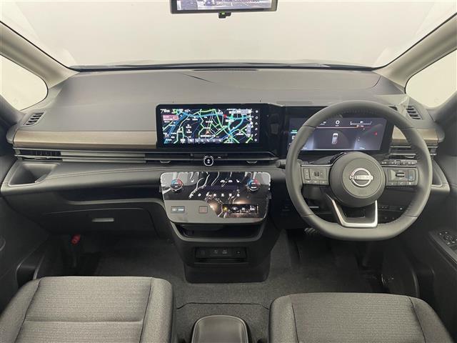 セレナ ｅ－パワー　ハイウェイスターＶ　純正１２．３型ナビ　地デジＴＶ　全方位　デジタルインナーミラー　エマージェンシーブレーキ　プロパイロット　レーンキープ　ＢＳＭ　ワイヤレス充電器　シートヒーター　ＬＥＤライト　ＥＴＣ２．０　純正ＡＷ（2枚目）