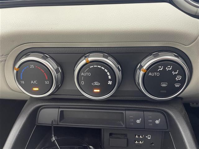 ロードスター Sレザーパッケージ ホワイトセレクション 純正ナビ バックカメラ ETC ドライブレコーダー 白レザー スマートシティーブレーキサポート クルーズコントロール シートヒーター 純正アルミホイール オートライト LEDヘッドライト 地デジTV(16枚目)