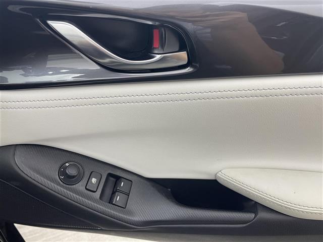 ロードスター Sレザーパッケージ ホワイトセレクション 純正ナビ バックカメラ ETC ドライブレコーダー 白レザー スマートシティーブレーキサポート クルーズコントロール シートヒーター 純正アルミホイール オートライト LEDヘッドライト 地デジTV(25枚目)