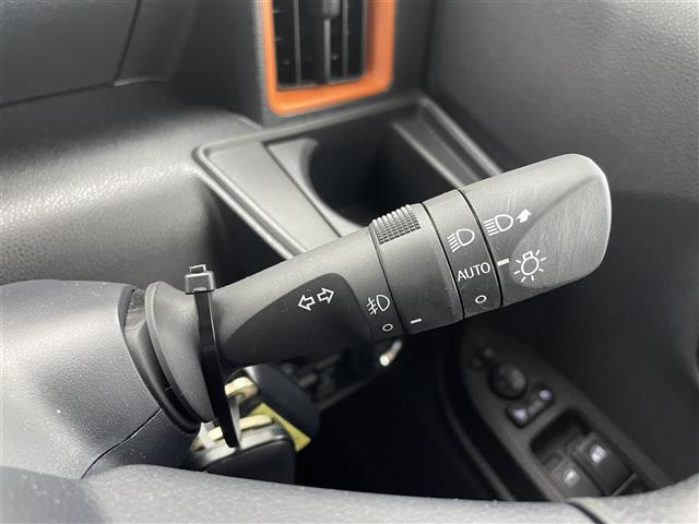 タント ファンクロス スマートアシスト 純正9インチディスプレイオーディオ パノラマモニター ビルトインETC2.0 ドライブレコーダー シートヒーター HDMI 純正アルミホイール プッシュスタート オートライト LED(12枚目)