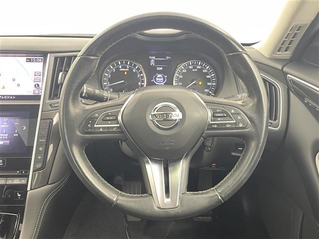 スカイライン GT タイプP ワンオーナー レザーシート 純正メモリナビ インテリジェントアラウンドビューモニター 前席パワーシート D席メモリ付きパワーシート 前席シートヒーター サンルーフ ドライブモードセレクト(14枚目)